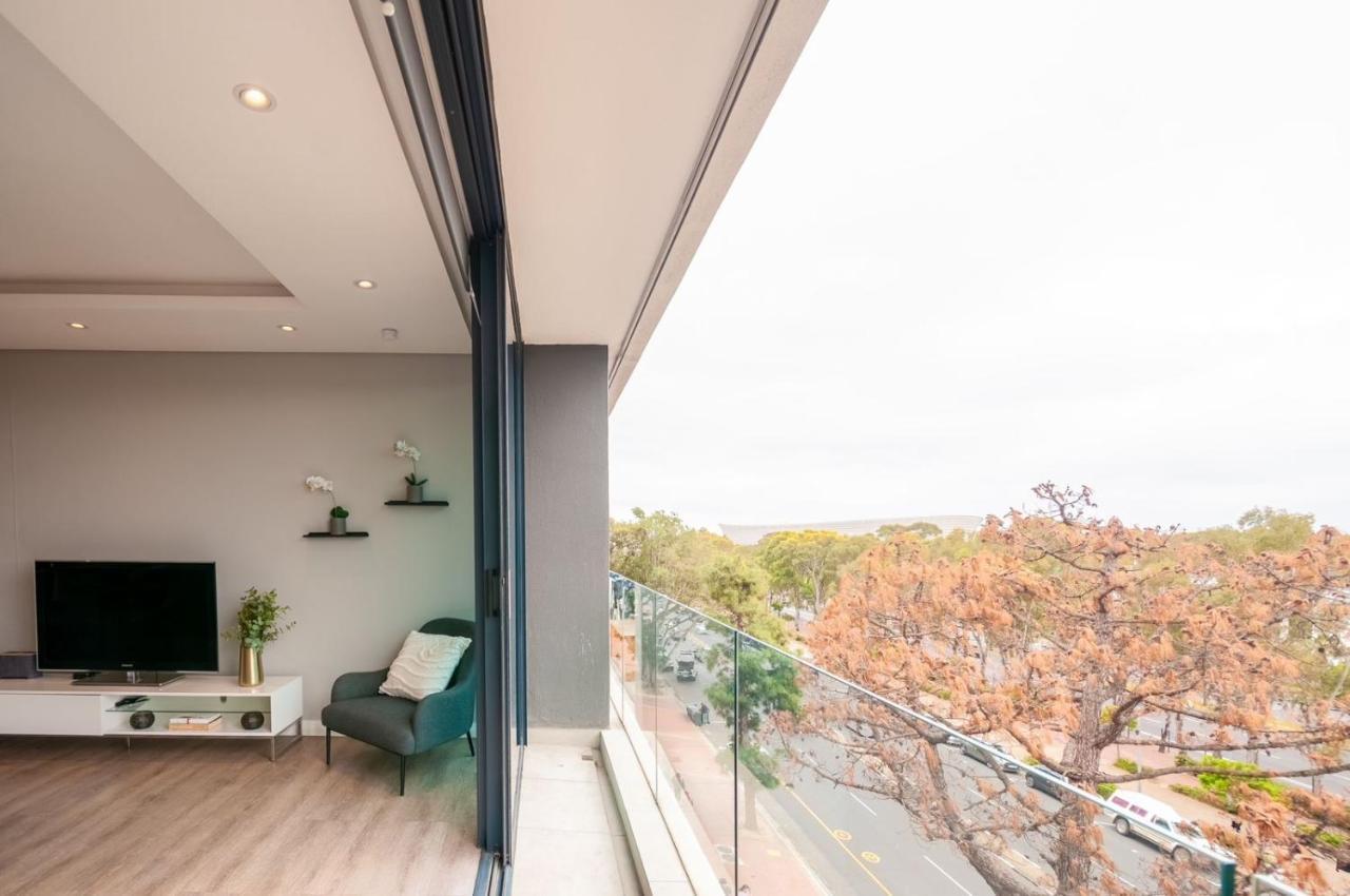 Greenpoint Designer Apartment Near Stadium & Waterfront Κέιπ Τάουν Εξωτερικό φωτογραφία